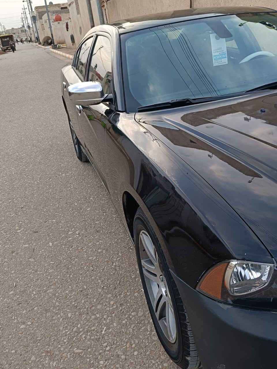 سلام عليكم
جارجر مديل  2012
 حادثه جاملغ امامي فقط تعمير بدون دواخل 
السياره جاهزه وخير من الله 
مكينه وكير قبل فتره شادهم 
ماشيه 177 حقيقي 
اكسن جديد 
تخم تاير جديد
منضمومة تبريد جديده 
منضومة زنون شمسي 
بسمي ثاني يوم تحويل 
مكاني العماره مركز 
***********
