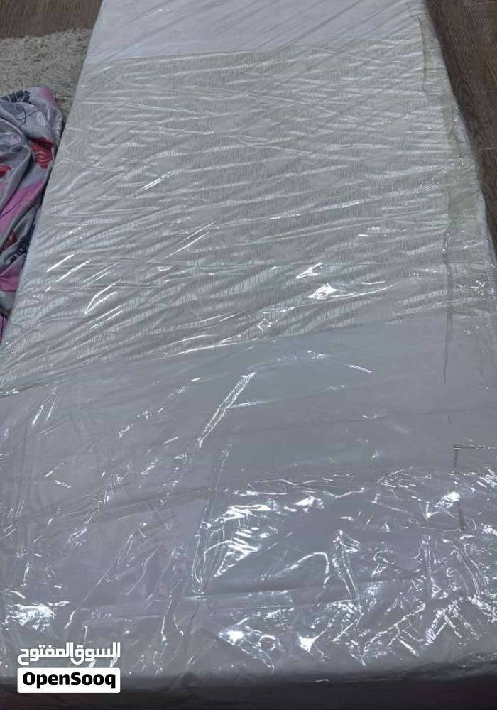 جرباية اطفال شبة جديد طابقين مع منادر سعرهه250وبية مجال.البصرة التنومة
***********
