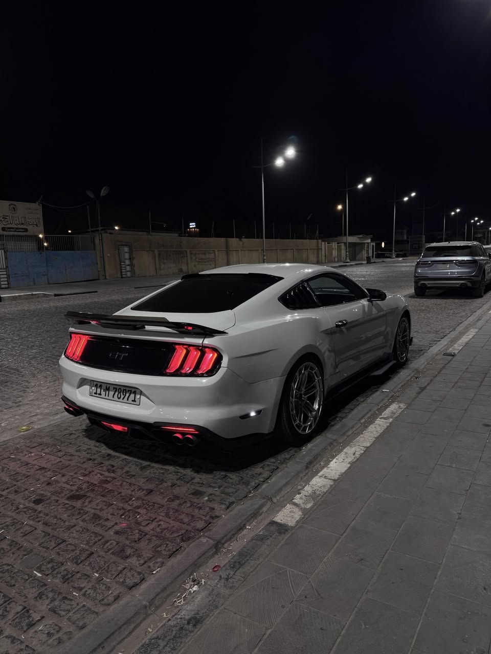 السلام عليكم اخوان السيارة للبيع او للمراوس مع اوباما هيمي مديل 2018 وفوك فورد موستنك 2015  v6 حادثها موضح كدامكم القطع المتضررة مبدلة الغد والشواصي سليمات صار بيها حادث بلعراق جاملغ خلفي عكس السايق السيارة مصبوغة حزام وجاهزة على اخر حباية من ويلات وتايرات وحدادية دينار متصرف عليها مكانها بصرة ورقمها بغداد بأسمي سعرها 143 
للتواصل ***********
رقم الشاصي مالتها للي يحب يشوف تفاصيلها

1FA6P8AM8F5362584

الي يشوفها غالية ان شاء الله يصعد اغاتها
