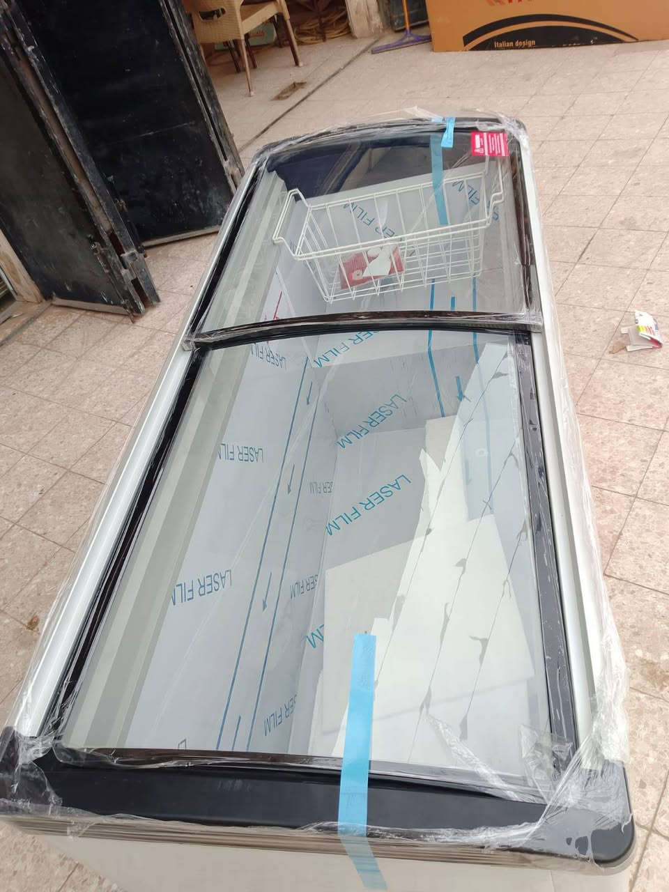 ديب فريزر فيينا
موديل 2026
داخلي استاليس بالكامل 
ابعاد160ف70
سعه 650لتر
ضمان 5سنوات


**إذا كنت صاحب هذا الإعلان وتريد حذفه لأي سبب، رجاءا أرسل رسالة إلى الدعم الفني**