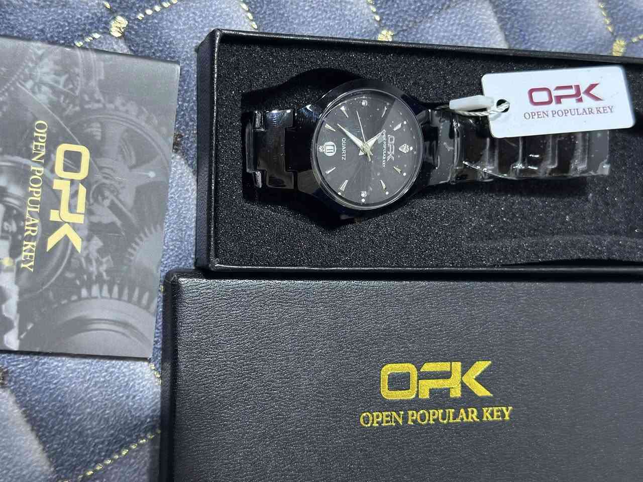 شلعه ساعات ماركات مختلفه رجالي ونسائي ١١٣ قطعه  السعر ٦٥٠  وزن ثقيل مكاين كوارتز  كله جديد وكوالتي عالي جداً


**إذا كنت صاحب هذا الإعلان وتريد حذفه لأي سبب، رجاءا أرسل رسالة إلى الدعم الفني**