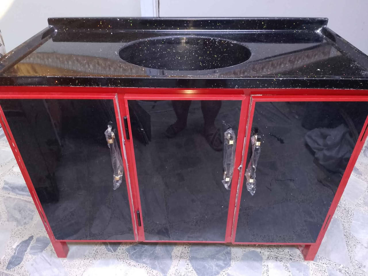 سنك متروعشرين سعر 160الف مرمر جديد مغلف بلاستيك من الداخل ضد الماء شغل تزكام توصيل موجود جميع مناطق البصره حجز وتساب *********** البصرة, العراق
