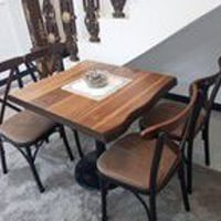 ميز طعام • ٤ كراسي • جديد