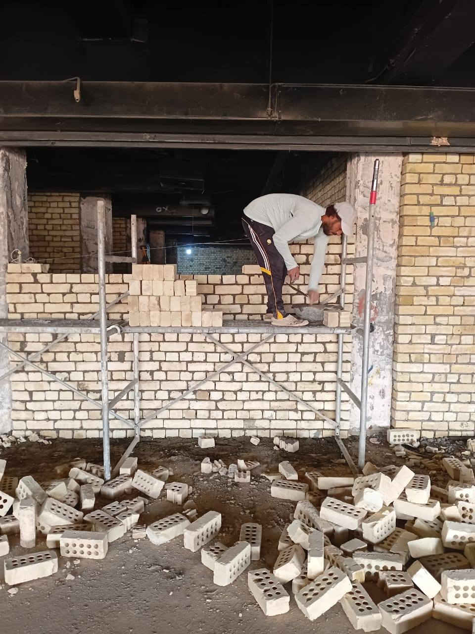 كادر بناء مصري شغل درجه اولى استلام مهندس واسعار مناسبه مقيم في بغداد الجديده ***********
