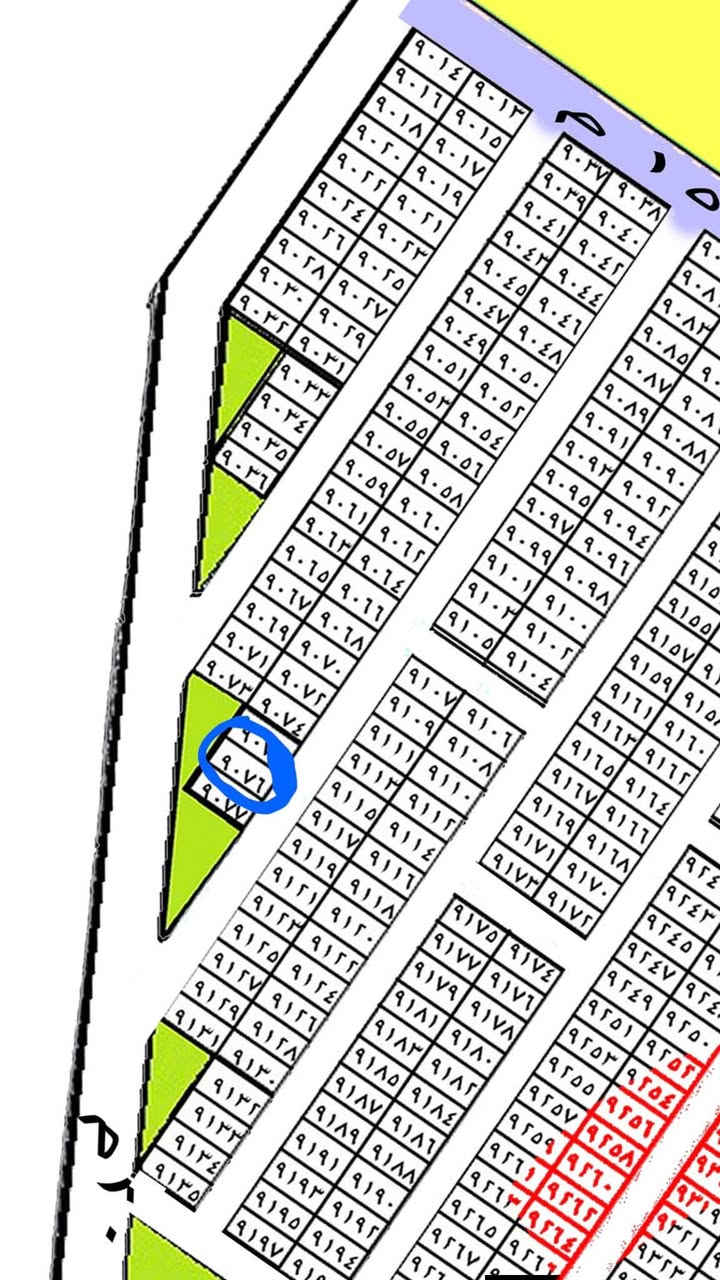 السلام عليكم قطعه ارض للبيع للمساحه 100 متر عرض مميز وجهها على شارعين شارع 10 وشارع 20 رقم العقار 9076-3-10 خدمات كامله ☎️***********
