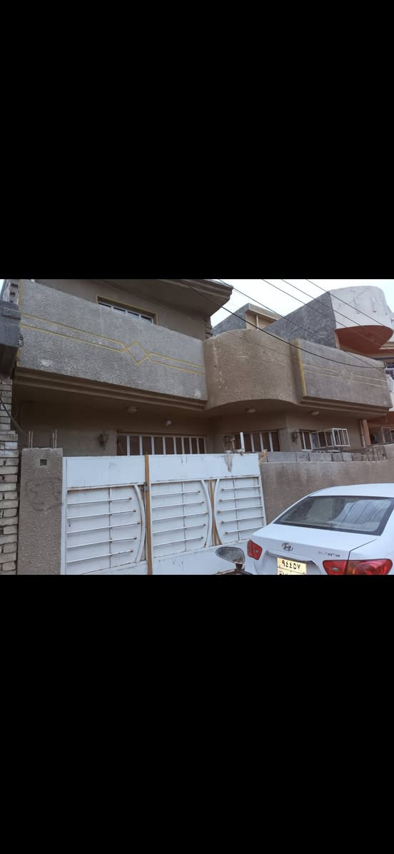 السلام عليكم بيت زراعي طابو سند ٢٥ مساحه ١٠٠ _١٠×١٠ 
الزعفرانيه مقابيل سيطره الشون القديمه قرب سده الوليد 
***********
