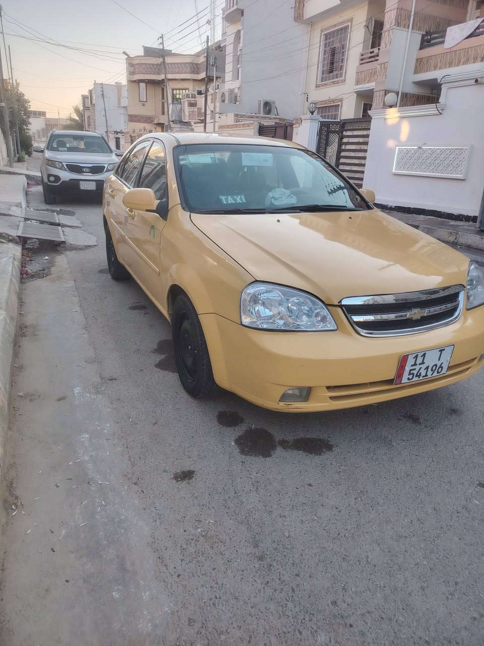 السلام عليكم ورحمة الله وبركاته اخوان وابتره موديل ٢٠١٢خليجي بيها بس هاي موضحا بالصوره السياره خير من الله كير محرك مكفولات السيارة ادامه كامله من كلشي السعر 69بيها مجال *********** واتس
