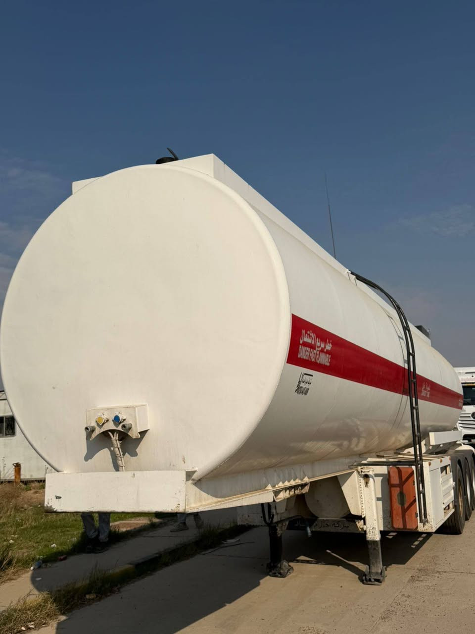 السلام عليكم
للبيع صهريج بويلر  شركه حازم صنع ٢٤ تأيرات نص عمر سعر ١٦٥ مكان تاجي

***********
