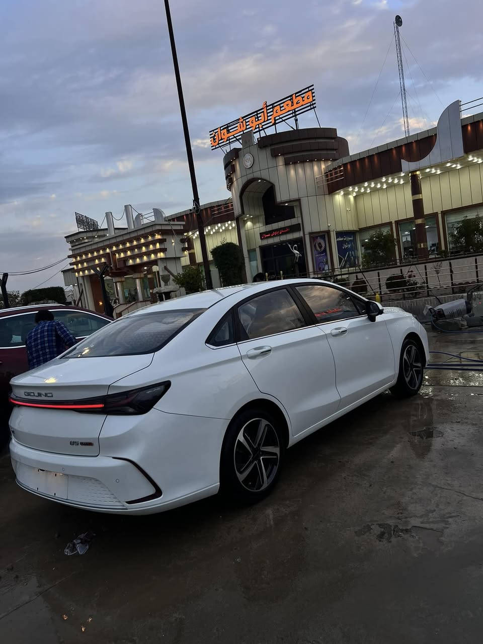 للبيع سياره بايك ((حره)) يو فايف بلص رقم فحص مؤقت 
..BAIC U5 PLUS
 موديل .2025
حره 
مواصفات فول 
تعتبر من اقوى تجميع بالامتيازات اليابانية والصينية وعدهة تعاقد مع المارسيدس

ويل كب ١٧ 
طي المرأة الجانبي
انذار 
تحديد مسار
مثبت سرعة 
حساسات كامرات ٣٦٠ 
رؤيه محيطيه تنبيه مركبات جانبي
كشاف ضبابي 
مانع انزلاق 
كشنات جلد نابا الماني 
سستم صوت روعه اعتمادي 
تحكم كهربائي بكرسي السائق 
ارباك 
محرك  تنفس طبيعي ميتسوبوشي ياباني 
بدن الماني
كير ياباني
هند بريك كهربائي 
جام كهرباء 
مثبت سرعه 
تدفئه تبريد سياره 
سياره ماشيه33 وقابل للزياده 
السعر 105 وبي مجال بسيط للشراي الجاد 
0773534874


**إذا كنت صاحب هذا الإعلان وتريد حذفه لأي سبب، رجاءا أرسل رسالة إلى الدعم الفني**