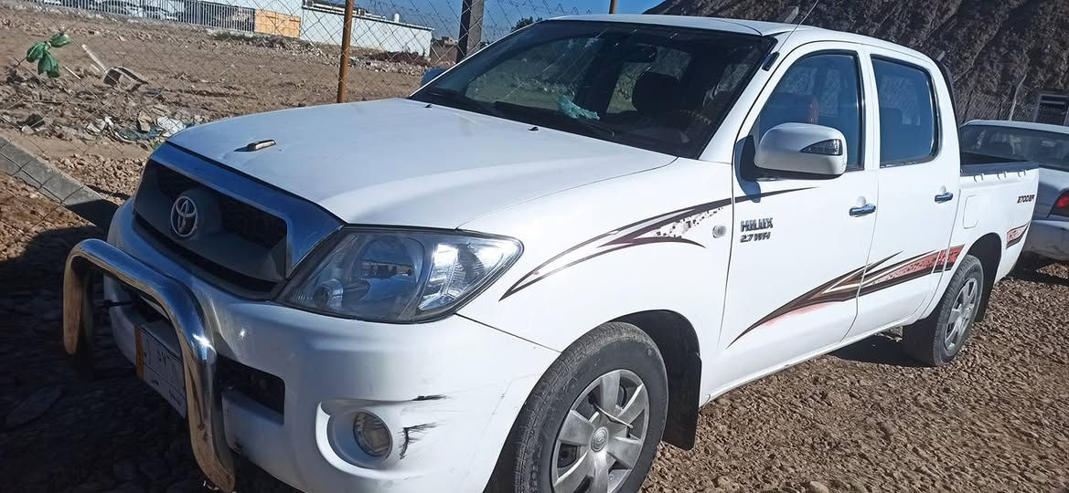 للبيع تويوتا 2009 رقم قادسيه سنويه 2028 بيه سونار مع المنشور السعر 140 وبيه مجال اذا مراوس بكيا اراوس الاستفسار على 00776 596 6772
