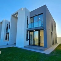 عروض الاجار في بدور بغداد    بولفارد 200 متر 4 نوم  استلام جديد  مليون...