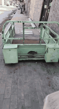 للبيع ٠٧٧١٦٨٣٣٣٧٢  ٠٧٨٧٧٩٩٨٩٦