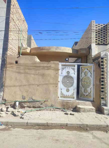 سلام عليكم بيت رهينه مساحه  ١٠٠ طبق واحد مطبخ صالح ستقبال غرفه صحيات ٢ رهن ٣٠ ستفسار مكتب بركات ام بنين ***********
