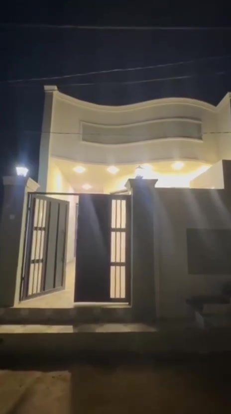 🏡 منزل للبيع في مدينة الديوانية

📍 الموقع: طريق السنية السياحي – داخل مجمع توحيد.

📐 المساحة: 120 مترًا مربعًا.

يحتوي المنزل على:
✅ غرفة نوم
✅ صالة
✅ مطبخ
✅ استقبال
✅ مجمع صحيات

📞 لمزيد من التفاصيل، مراجعة مكتب صناع المال للعقار
***********
***********
