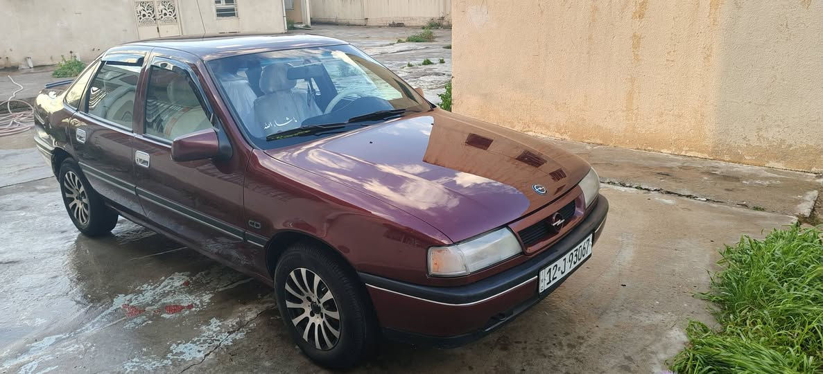 فكترا للبيع موديل 91 رقم اجنبي وبسمي السنويه وبيها كاربون مال بنزين شرط كير و مكينه مبدل سستم سياره جاهزا ترايك للبصره للتواصل*********** الكورك *********** السعر 45 وبيها مجال
