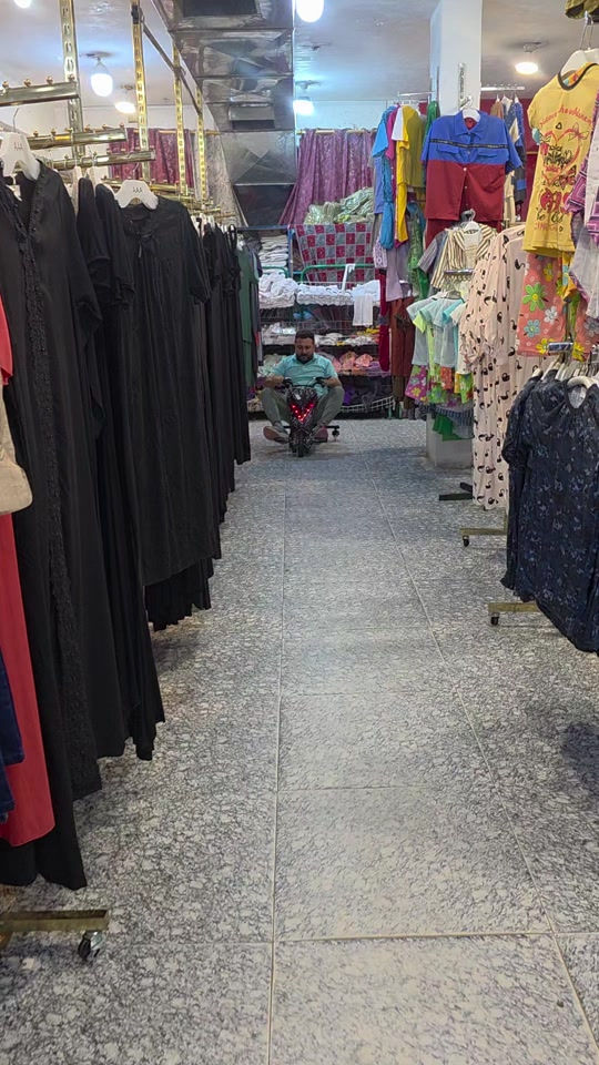 ارقام خدمة التوصيل المنزلية *********** المفروشات *********** غذائية *********** مجمع العروض العنوان بغداد الكريعات مجاور حسينية الزهراء نهاية شارع البلام
