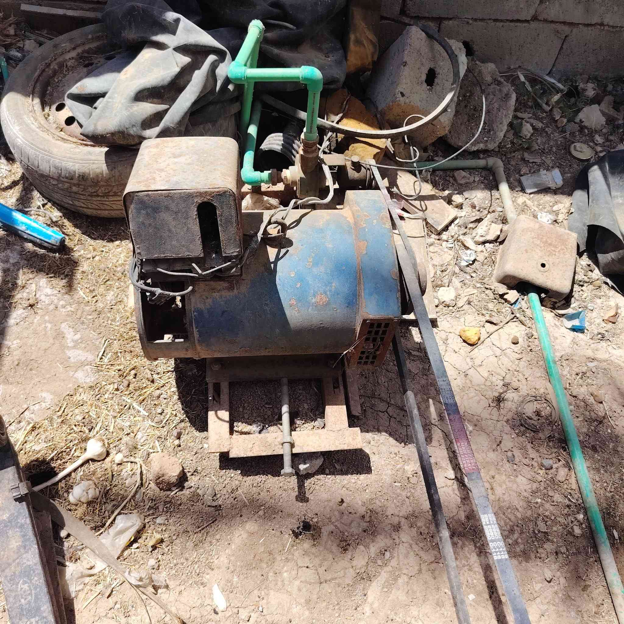 لستركهربائي راس توليد 7ونص K مع مضخه ماء تبريد السعر ب650الف وبيه مجال رقم***********
