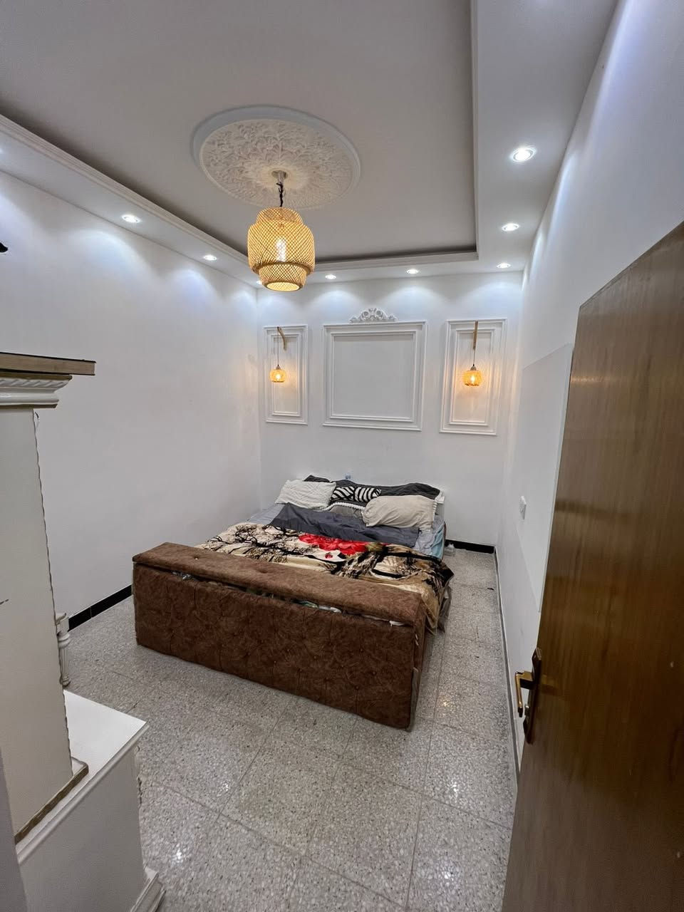 مشتمل للبيع في الخطيب طابو صرف زراعي 50م بناء جديد 2025 بموقع جدا مميز المربع الذهبي مي كهرباء مجاري تبليط رابع  فرع عن من جهه هياكل الغزاليه شارع نافذ غرفتين نوم استقبال حولي مطبخ ثلاثه حمامات للبيع بسعر78 مليون فقط قفل سعره بدون عمله تريد استثمار اكو مؤجر 400الف مكانيه إضافه إلى وكاله من صاحب السند مباشر للتواصل على الارقام التاليه او المراسلة-***********
