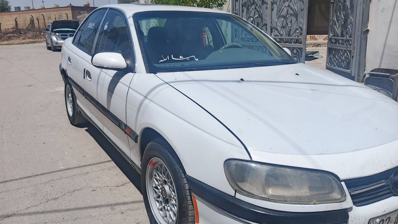 سلام عليكم وبل موديل 1995 سياره بدون صبغ بدون تعديل سياره جاهزه من كول نواحي كير محرك تبريد اب شرط سنويه جديده رقم اربيل شرط تحويل 
سعر55 بي مجال استفسار ***********
