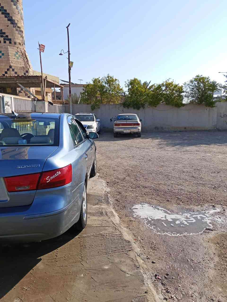 سلام عليكم سوناتا للبيع موديل 2010 مصبوغه عام فقط للجماليه وتبديل جاملغ امامي و لباقي ليبل واحد  محرك وتبريد وحداده خير من الله جاهز السعر 98 وبيه مجال بسيط يحب يتواصل *********** الفلوجه شارع العام
