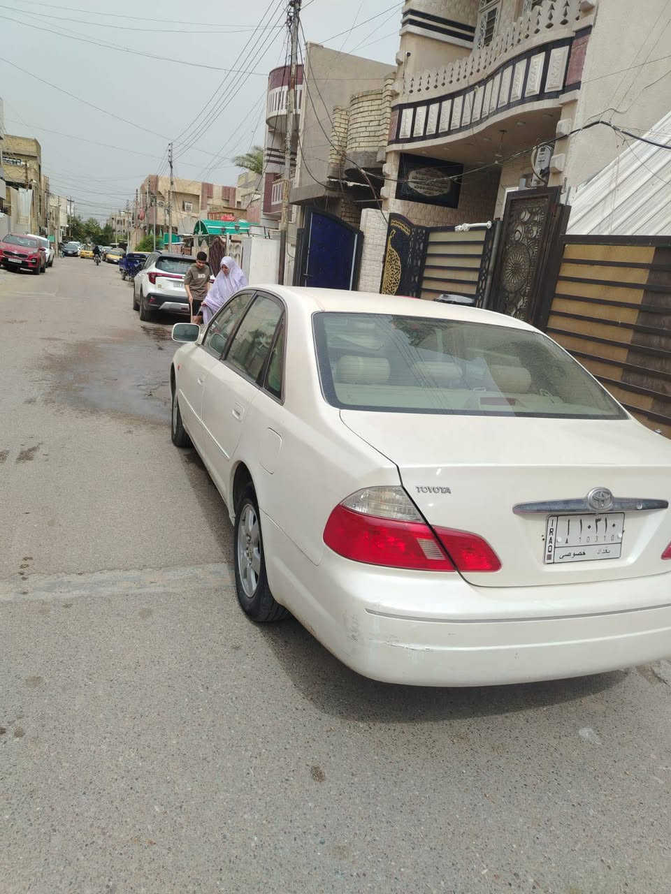 افلون موديل ٢٠٠٣ مصبوغة حزام سيارة جديدة رقمها بغداد والسيارة بغداد تتعامل مع صاحبها الشرعي ***********
