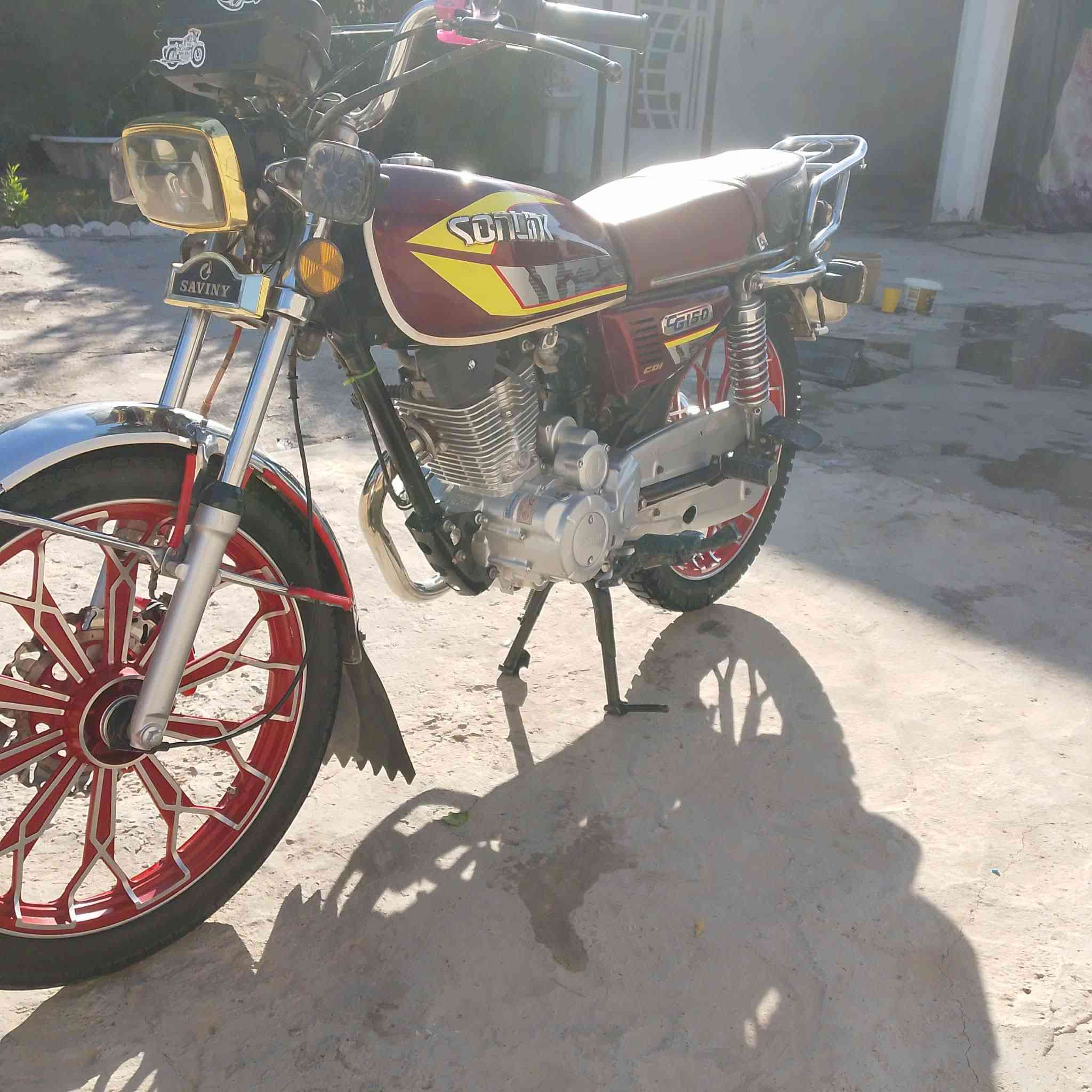 سلام عليكم دراجه إيراني موديل 2024 دراجه تخبل نضيفه كلش السعر 700وبيها مجال الاستفسار ***********
