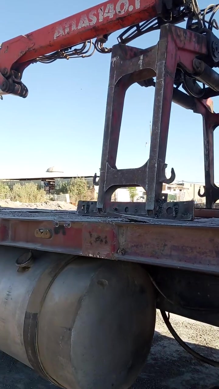 سكانية للبيع موديل 85 گير 5 5 كرين اطلص 140موديل 1999 ***********         ***********
