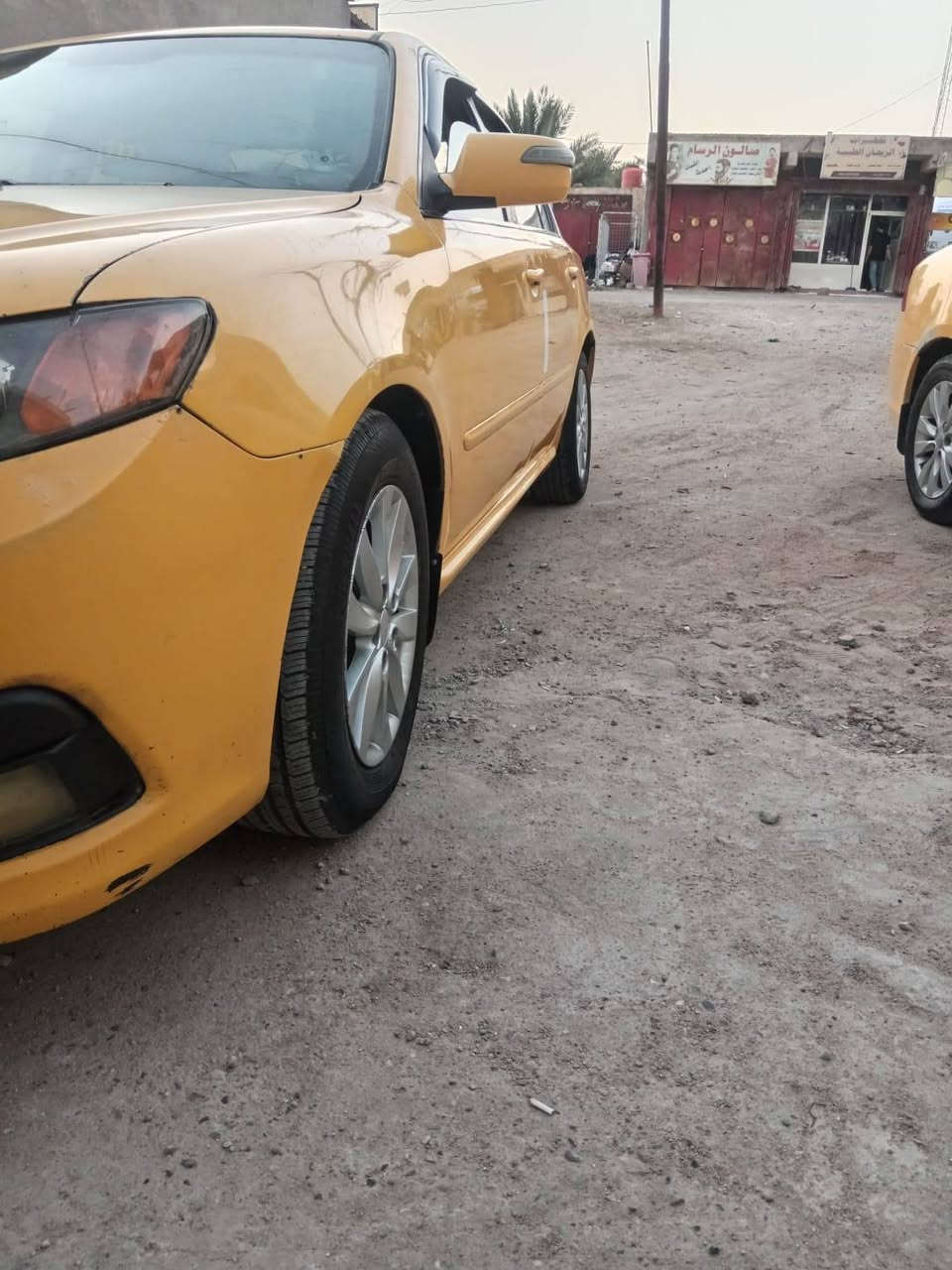 سلام عليكم كيه وبتيمه تكسي ٢٠١٠ أمريكي بيه ضربه بس بنيد مبدل فقط وخاياس بلهلال فقط مكينه كير تبريد حداديه كله عله شرط رقم بغداد تحويل مباشر سعر ٩٥ وبيه مجال بصيط واني خادم لعنون ناصريه الشطره *********** ***********
