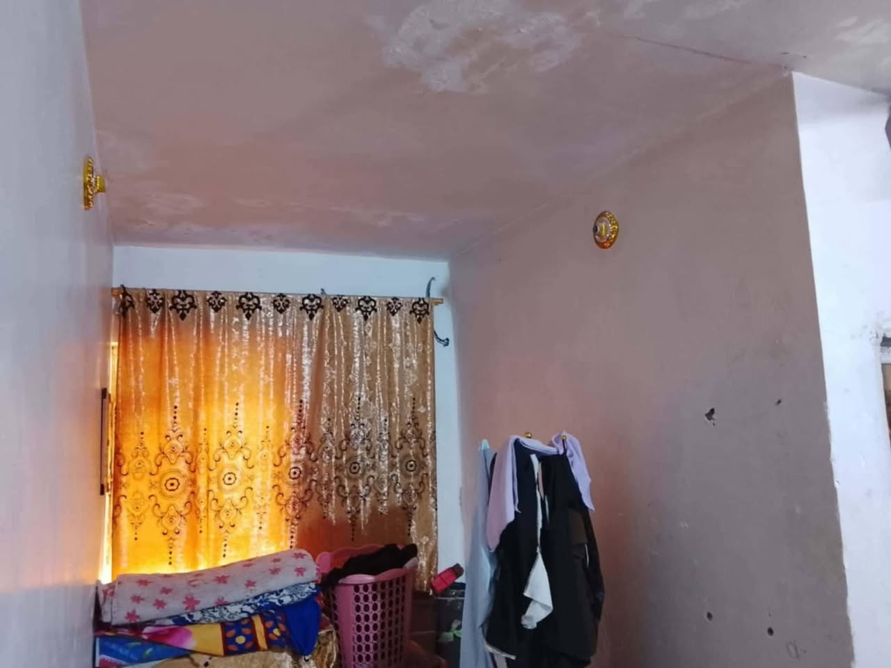 🌟 فرصة ذهبية لا تعوض 🌟
🏡 بيت للبيع بسعر قطعة أرض
📍 الموقع: السيدية – شارع الأربعين 📄 نوع العقار: طابو صرف 🔢 رقم العقار: 1339 📐 المساحة: 100 متر مربع 🚩 ركن على شارعين
✨ يحتوي على: ▪️ غرفة ▪️ صالة ▪️ مطبخ ▪️ حمام داخلي ▪️ حمام خارجي
✅ كافة الخدمات متوفرة ✅ موقع مميز ومرتب ✅ مناسب للسكن والاستثمار
💰 السعر على الواتساب
📞 للاستفسار والمراسلة: ***********
