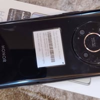 هونر x9 اصلي ذاكرة 128 عشوائية 12 لون اسود بعدة بلاسق الشركة كارتون وش...