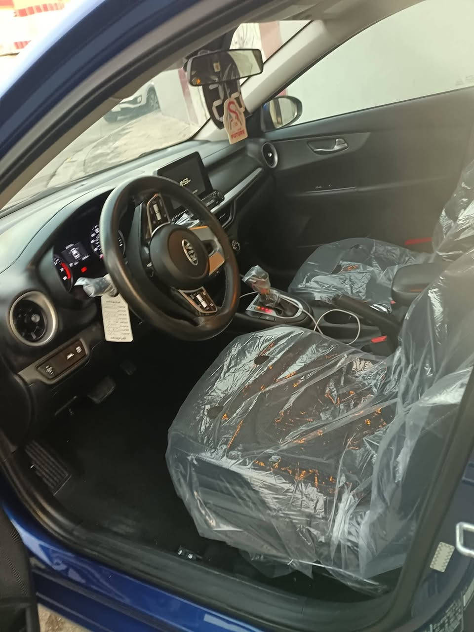 السلام عليكم فورتي موديل ٢٠٢١ حادثها فقط دعاميات سياره جديده بمعنى الكلمه ماشيه ٧٠ للمراوس فقط النترا جديد للإستفسار ع الواتساب ***********
