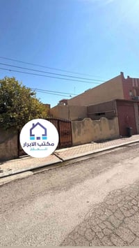 حي الواسطي • ٣٠٠م • واجهة ١٥م