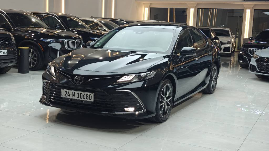 تويوتا كامري 2023 VIP 
ماشیه 23.000کم 
مواصفات خاصه
صيني مواصفات روسي 
محرك 4 سلندر 2.5 لتر 
فول فول 
داتاشو . بانوراما . بردات جانبيه وخلفيه و كشنات امامي وخلفي كهربائي 
دشبول الكتروني 
رقم دهوك تحويل او وكاله ثاني يوم 
العنوان اربيل
مكفوله كفاله عامه 
للاستفسار 
***********
*********** أربيل, العراق
