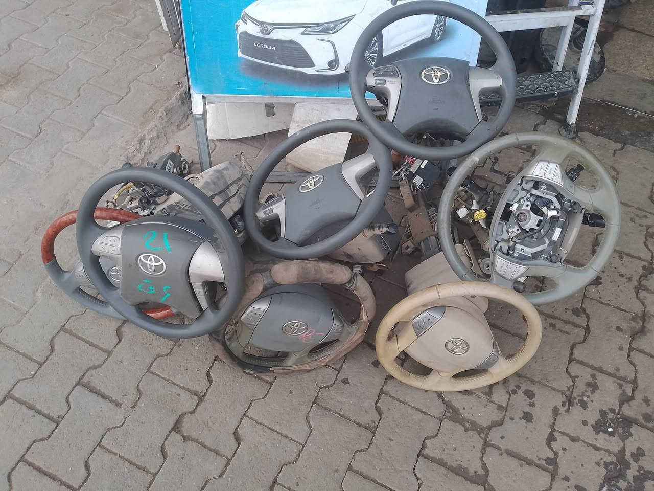 ستيرن كامري و افلون مستعمل شرط النضافه متوفر محل طلال اللامي علوان شارع 6العلاوي 
***********
