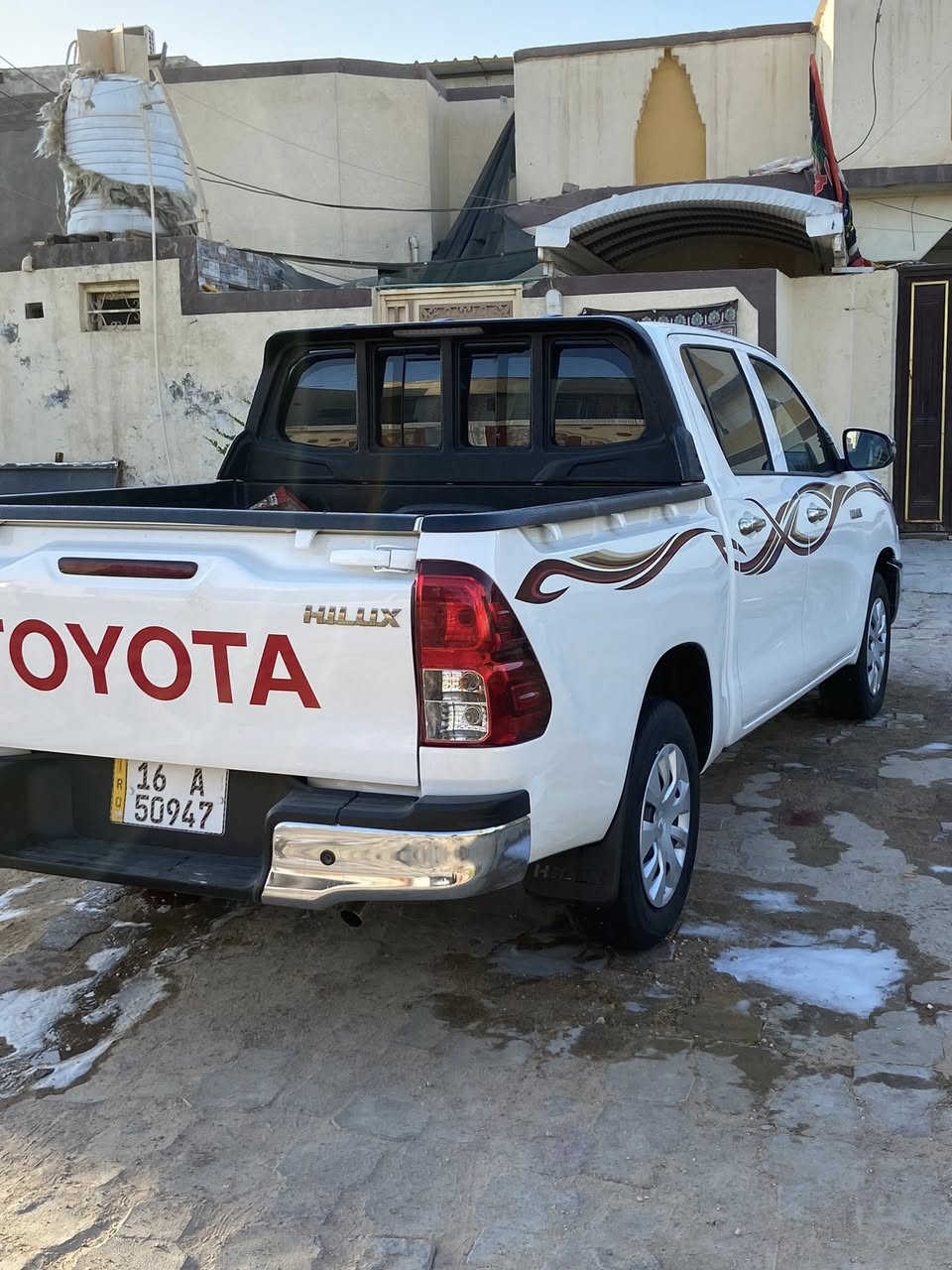 تويوتا هايلوكس 2024 كويتي جديدة جدا ماشية 45 نص فول كير أوتوماتيك مكفولة كفاله عامه من الصبغ والبارد والرصعه والشخط السيارة كارتون مكانها السماوه للاستفسار الاتصال على الرقم ***********
