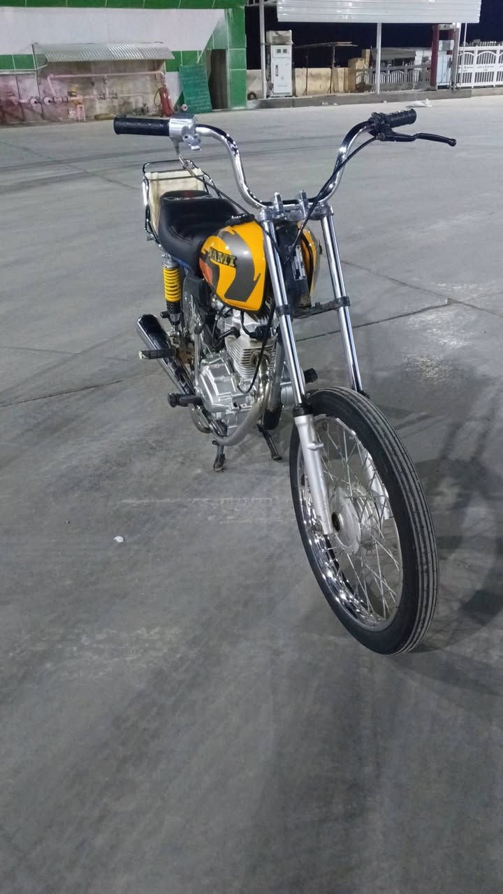 سلام عليكم
للبيع . 450 

***********
