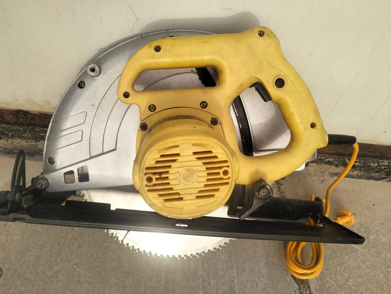 منشار قرصي انجيكو بالة اوربي 14 انج نظيف شغال لا مفتوح ولا مصلح


**إذا كنت صاحب هذا الإعلان وتريد حذفه لأي سبب، رجاءا أرسل رسالة إلى الدعم الفني**