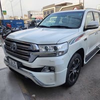 لاندكروز • ٢٠١٧ • رقم بغداد