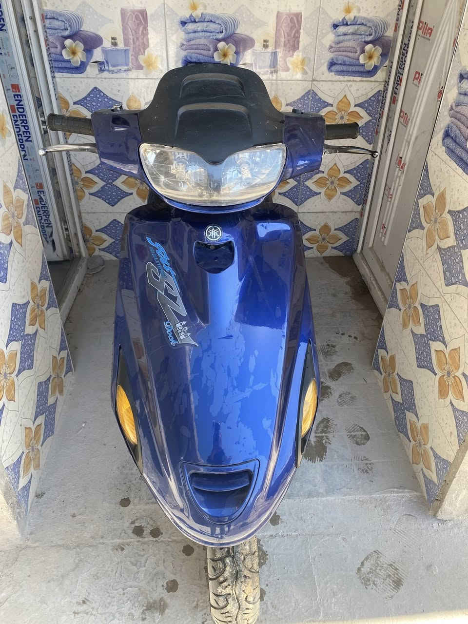 سلام عليكم فراشه البيع امانت الله كلش نضيفه 
شغل كلشي كهربيات سلف هندر كلشي شغال بيها السعر 450وبيها مجال رقمي ***********
