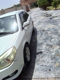 سياره جيلي ام كي للبيع موديل 2013السعر 38وبيها مجال الاتصال 0771806475...