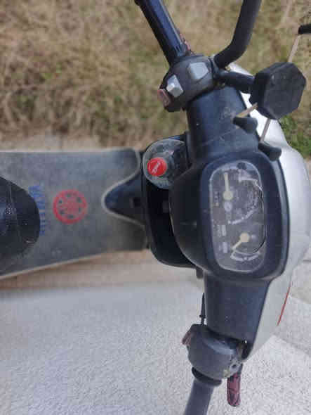 سلام عليكم ماطور بوتين للبيع جديد كلشي مابي بس متروك شرط مكينه مامفتوه يحتاجله ترتيب خارجي فقط
كهربائيات كلها شغاله 
شرط نكره سلف 
كيجاتو شغاله 
سعر من الاخير مو  شراي لا يدوخني 200 وسعره حيل مناسب ركزو  مكينه مامفتوحه وتحياتي ما متواجد على النت  
*********** بي واتس
