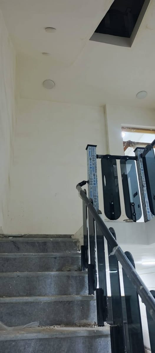 للاستثمار..... للاستثمار ✅
دار للايجار في حي اور 
على الشارع العام قرب سنتر حي اور مجاور ابو فدك 
يصلح 
معهد دراسي ....روضه اهليه .... مختبرات طبيه ... شركه توصيل ومخزن.... الى أخره 
بناء 2026 ✅
الطابق الاسفل ( غرفه ومطبخ واستقبال وهول ) 
الطابق الثاني (اربع غرف كبيرة ) 
للإستفسار   ***********
