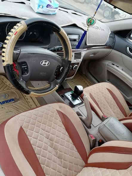 سلام عليكم سوناته 2007 خليجي بيه رشه مال خليج جاملغ وباب ماعابرات محرك 2400 كير حداديه تخم تاير تبريد على شرط رقم مثنى مميز بسمي مداور ثاني يوم سعر 95 وبيه مجال وهاذا رقم تلفون *********** وشراي بي خير ويدلل
