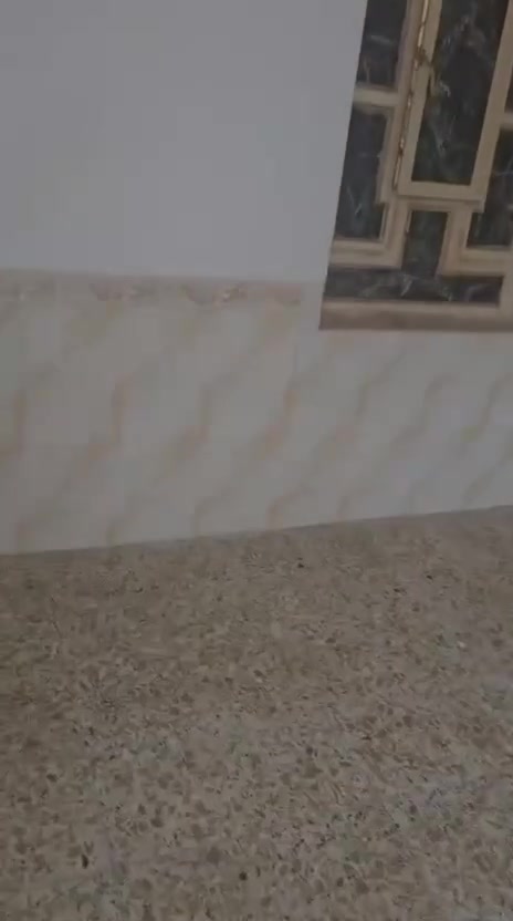 للإيجار بيت 100متر 
الموقع حي السلام 
طابق واحد يحتوي على غرفه وصالة ومطبخ     واستقبال


**إذا كنت صاحب هذا الإعلان وتريد حذفه لأي سبب، رجاءا أرسل رسالة إلى الدعم الفني**