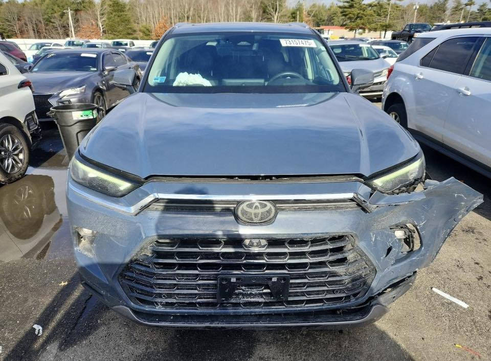 ♦️شركة النخبة - ELITE للمزادات وتجارة السيارات♦️

🔸السلام عليكم ..

♦️نوع السيارة …
♦️TOYOTA - GRAND HIGHLANDER - XLE - 2024

♦️تاريخ المزايدة غداً الخميس بعد السادسة مسائاً
2026 - 3 - 12♦️

🔸عداد المسافات - 38 الف ميل فقط .
🔸الاسطوانات - 4 سلندر .
🔸حجم المحرك - 2.4 .
🔸الوقود - بانزين .

♦️الأضرار  :- حسب الصور المرفقة

🔸للدخول الى المزاد او شراء سيارة
🔸او اي استفسار يرجى التواصل مع …

♦️شركة الخبة - ELITE للمزادات وتجارة السيارات♦️

♦️عثمان الناصر - ‭0774 810 7610‬

📍صلاح الدين - قضاء العلم - قيصرية الخالد📍
