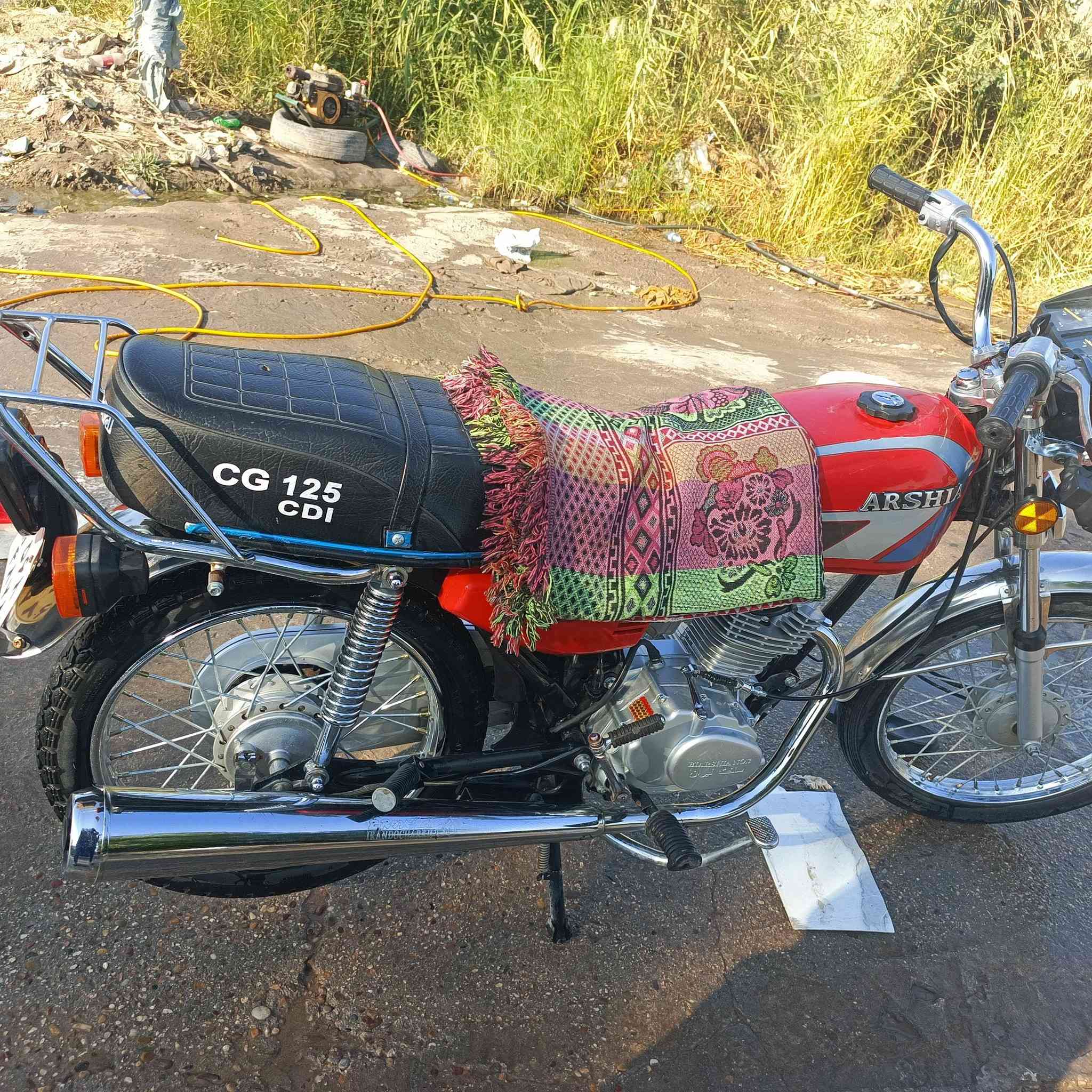 السلام عليكم اربعه كير موديل 2024 اوراق مكينه برغي مامفتوح بيه كهربائيات شغاله السعر 650 عنوان الاسكندريه الحصوه ***********
