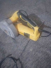 كوسره للبيع كلش جديده ونضيفه شوفت عينك شرط الفحص ليريدها يتصل 07840087...