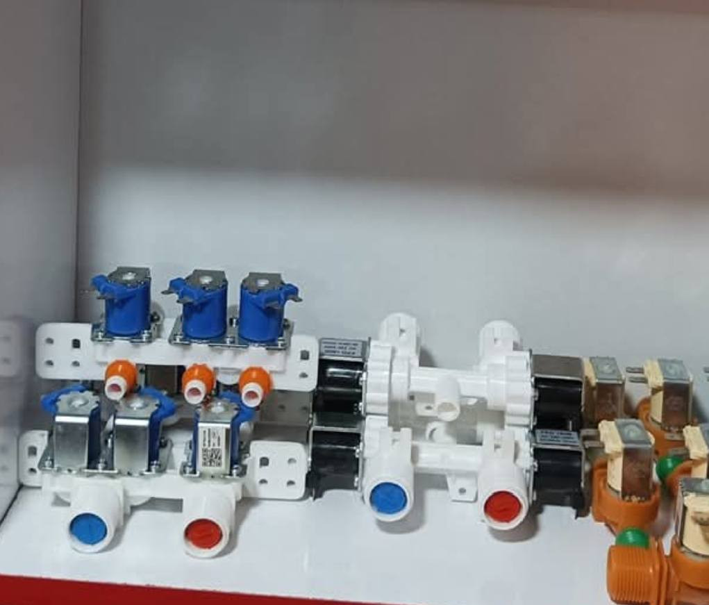 ورشة محمد تقدم لك أفضل خدمات الصيانة موقعية للغسالات الفول اوتوماتيك وعادي داخل خانقين 
✅ يوجد لدينا جميع قطع الغيار 
✅ خدمة سريعة وموثوقة 
✅ قطع غيار اصلية
✅ اسعار تنافسية 
✅ صيانة كافة أنواع الغسالات الفول اوتوماتيك 
✅ غسالات الصحون 
✅ وجميع اجهزه منزليه 
✅ اتصل نوصلك للباب بيتك *********** واتساب
✅ عنوان محل خانقين دار كوناره
