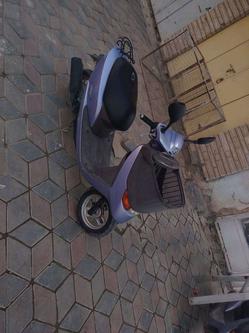 السلام عليكم ابو السله نازل ثلاث خطوط مال حاويه ماشي شيء قليل ماشي تقريبا 20 يوم وسعر كلش مناسب واي استفسار على هذا الرقم لان انا مكلف بالنشر***********
