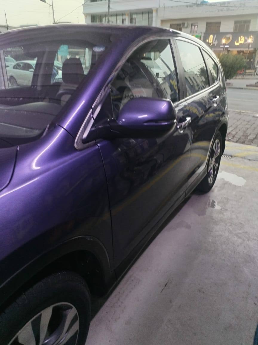 هوندا CR-V 2013 خليجي وكالة العراق
رقم أربيل الانكليزي الحديث 
▪محرك 2.4L ايكونمي 
▪فتحة سقف 
▪كروز كونترول (مثبت سرعة)
▪كاميرا رجوع خلفية بلادي 
▪مرايا جانبية شفط 
▪دفع رباعي AWD
▪نظام ABS/VSA ستيرن كهربائي EPS
▪شاشة اندرويد مع منظومة تشغيل الشاشة يعني كأنما بلادي مع تحكمات ستيرن 
▪تخم تاير جديد وادامة عامة سويتله قبل فترة يعني كاملة ماينقصه شي 
❇ السعر 120 بيهة مجال حك الجيه 
السيارة بأسمي ابيع تحويل فقط 
وكالة عامة مطلقة ماسوي 
❇مكان السيارة ديالى هبهب 
للأستفسار
***********
